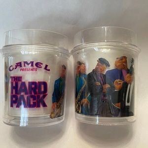 1991 Joe Camel collectible insulated plastic tumblers